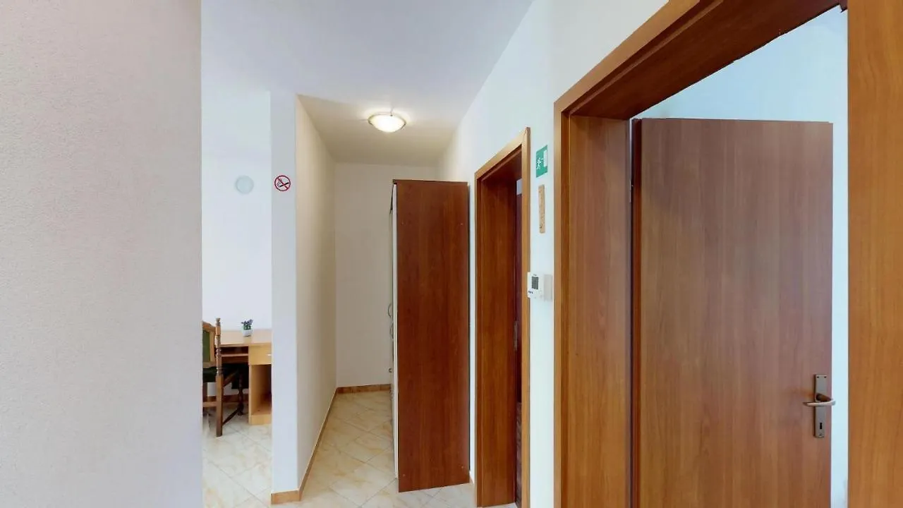 Apartments With A Parking Space Vilanija, Umag - 17240 0*,  크로아티아